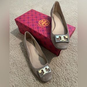 GUC Tory Burch Grey flats size 7
